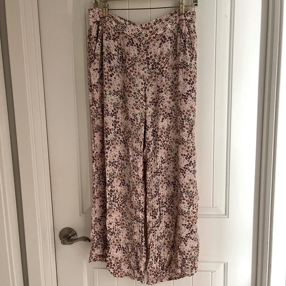 Roxy Pants - Picture 1 of 4